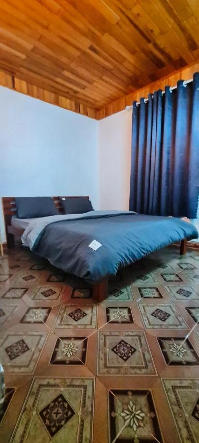 Big Mang Den Homestay Kon Von Kla Esterno foto